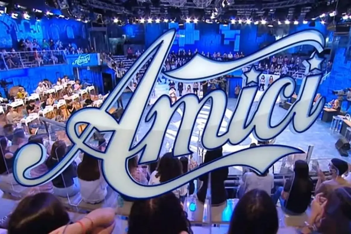 Amici 25 anticipazioni serale 25 aprile