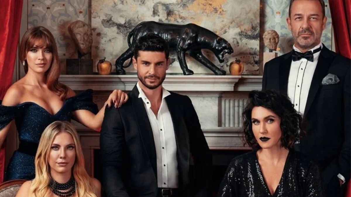 Immagine del cast di Forbidden Fruit, soap turca girata principalmente nella città di Istanbul (soprattutto nei quartieri più eleganti)